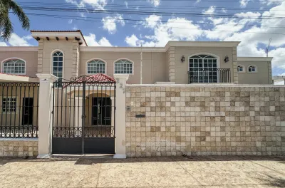 CASA EN VENTA UBICADA EN SAN DAMIAN MERIDA 4 RECAMARAS CON ALBERCA .webp